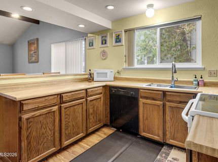 4455 Matich Drive, Reno, NV 89502 Photo