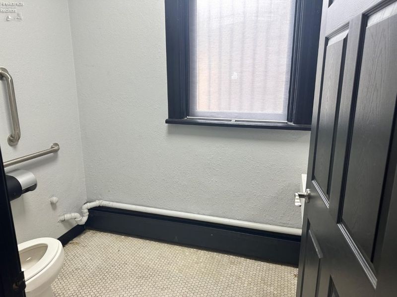 120 W Madison Street, Gibsonburg, OH 43431 Photo 21