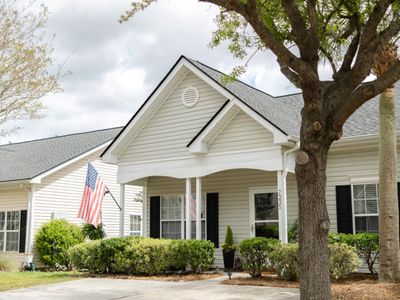 7335 Suncatcher Drive, Hanahan, SC 29410