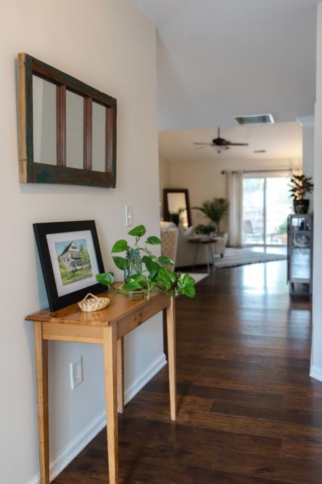 7335 Suncatcher Drive Photo 11