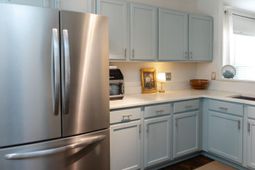 7335 Suncatcher Drive photo 4