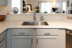 7335 Suncatcher Drive photo 4