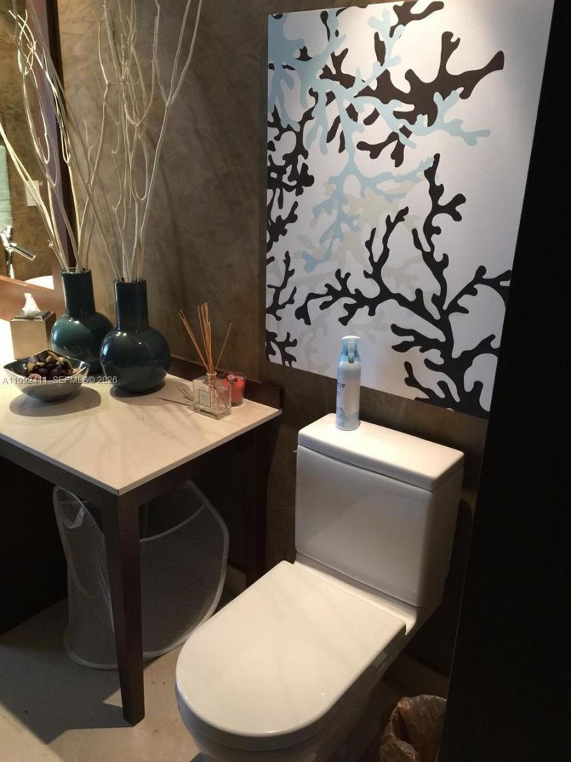 465 Brickell Ave , Unit 5605, Miami, FL 33131 Photo