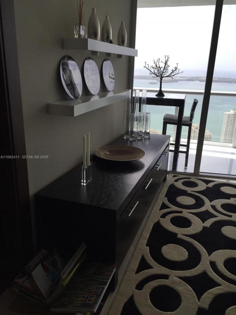 465 Brickell Ave, Unit 5605, Miami, FL 33131 Photo