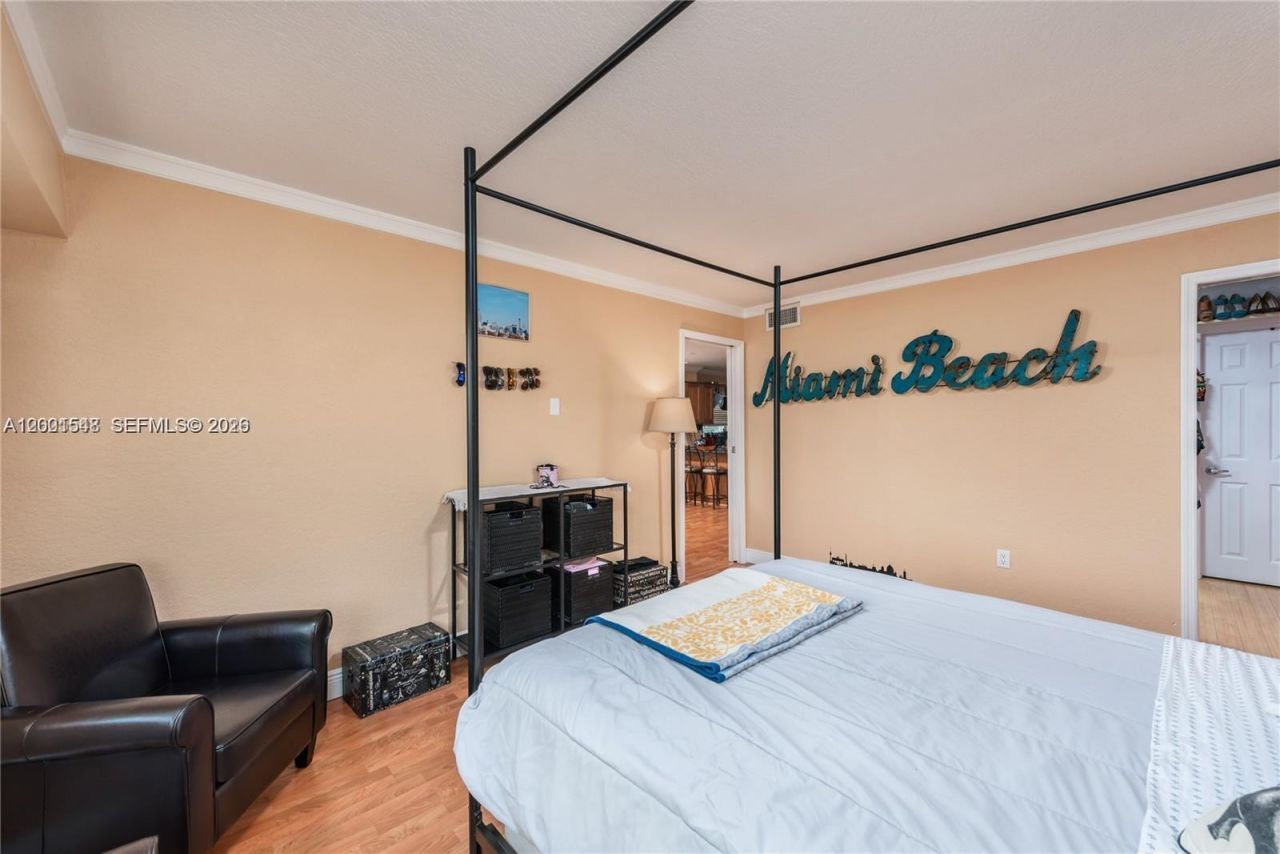 1000 Michigan Ave , Unit 704, Miami Beach, FL 33139 Photo