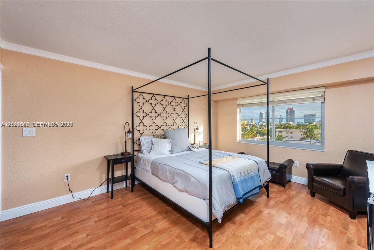 1000 Michigan Ave , Unit 704, Miami Beach, FL 33139 Photo