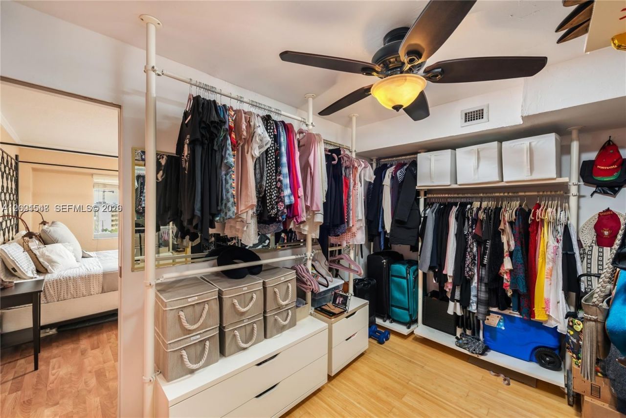 1000 Michigan Ave , Unit 704, Miami Beach, FL 33139 Photo