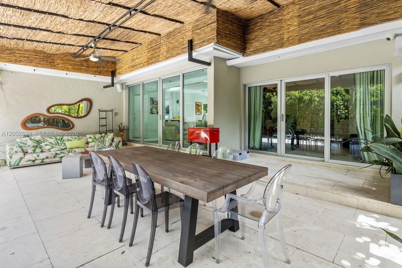 570 NE 52nd Ter, Miami, FL 33137 Photo