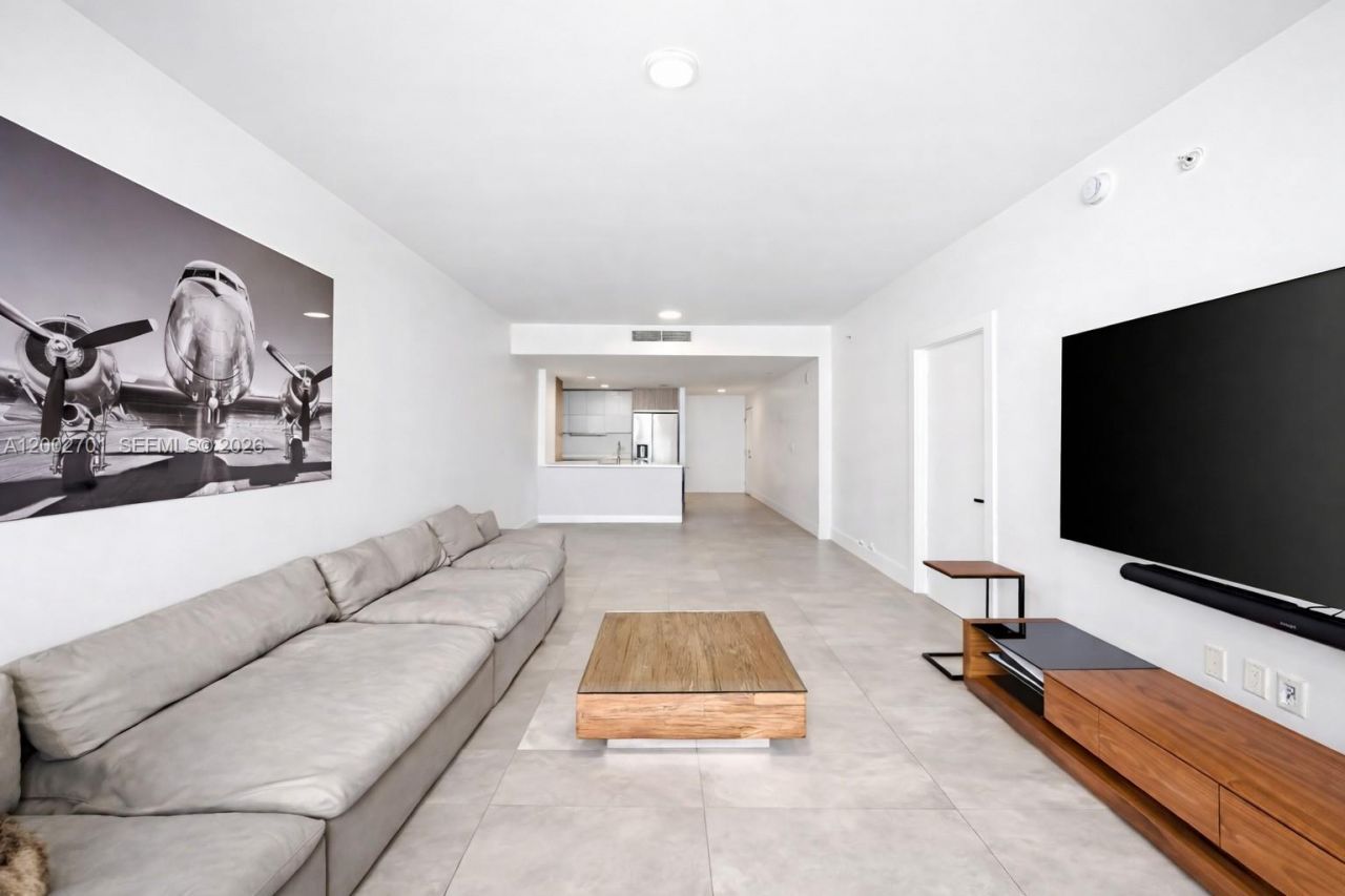 600 NE 27th St , Unit 1002, Miami, FL 33137 Photo