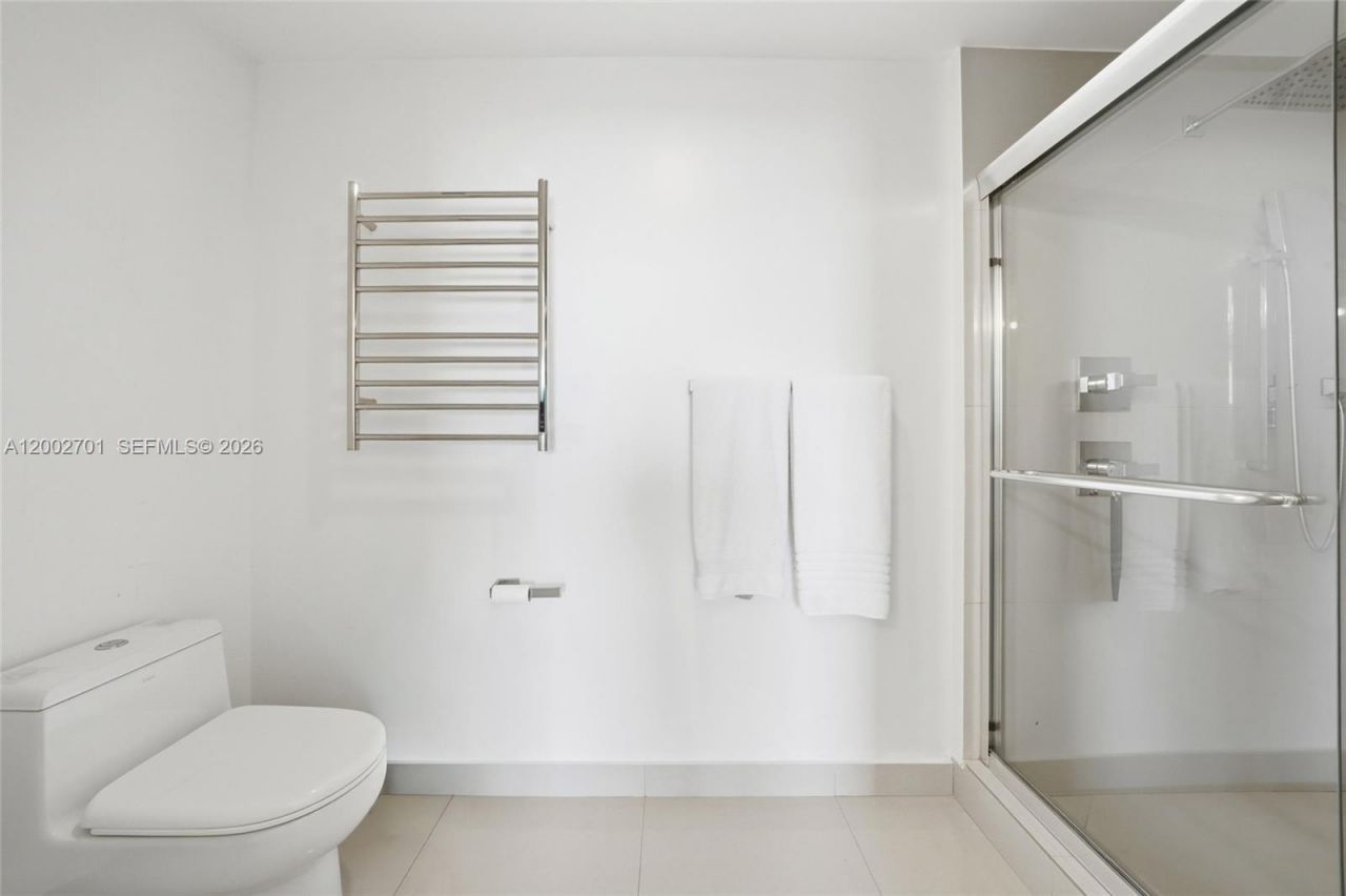 600 NE 27th St , Unit 1002, Miami, FL 33137 Photo