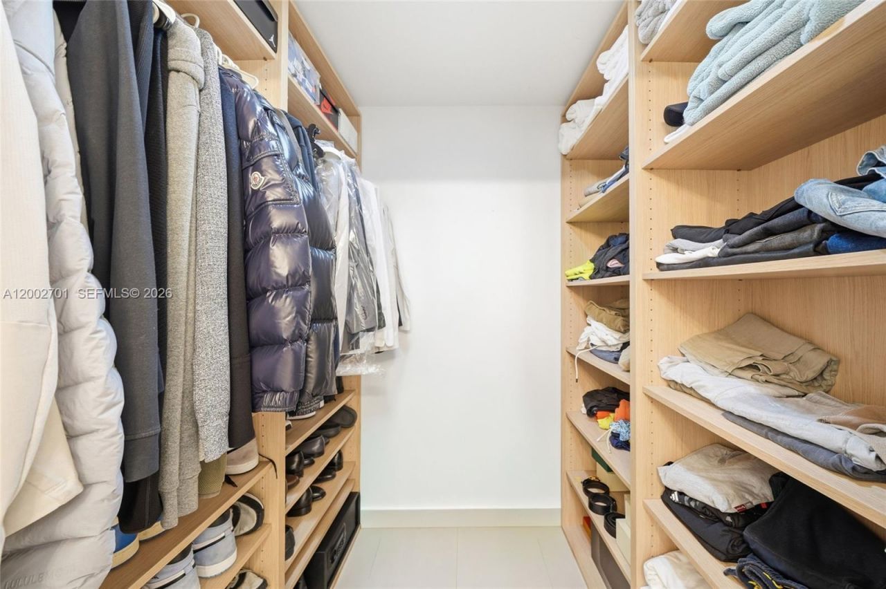 600 NE 27th St , Unit 1002, Miami, FL 33137 Photo