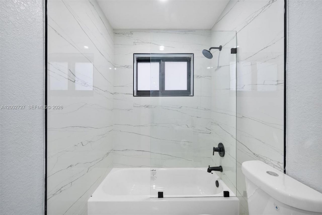 14760 S Spur Dr , Miami, FL 33161 Photo