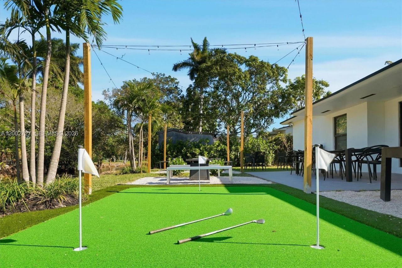 14760 S Spur Dr , Miami, FL 33161 Photo