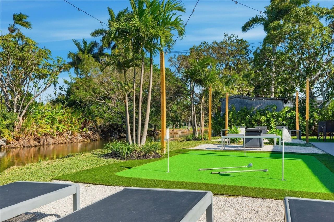 14760 S Spur Dr , Miami, FL 33161 Photo