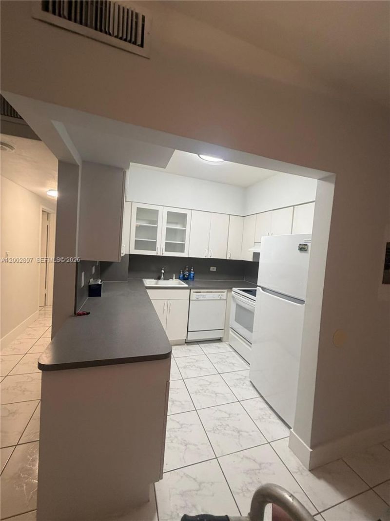 7441 Wayne Ave , Unit 11A, Miami Beach, FL 33141 Photo
