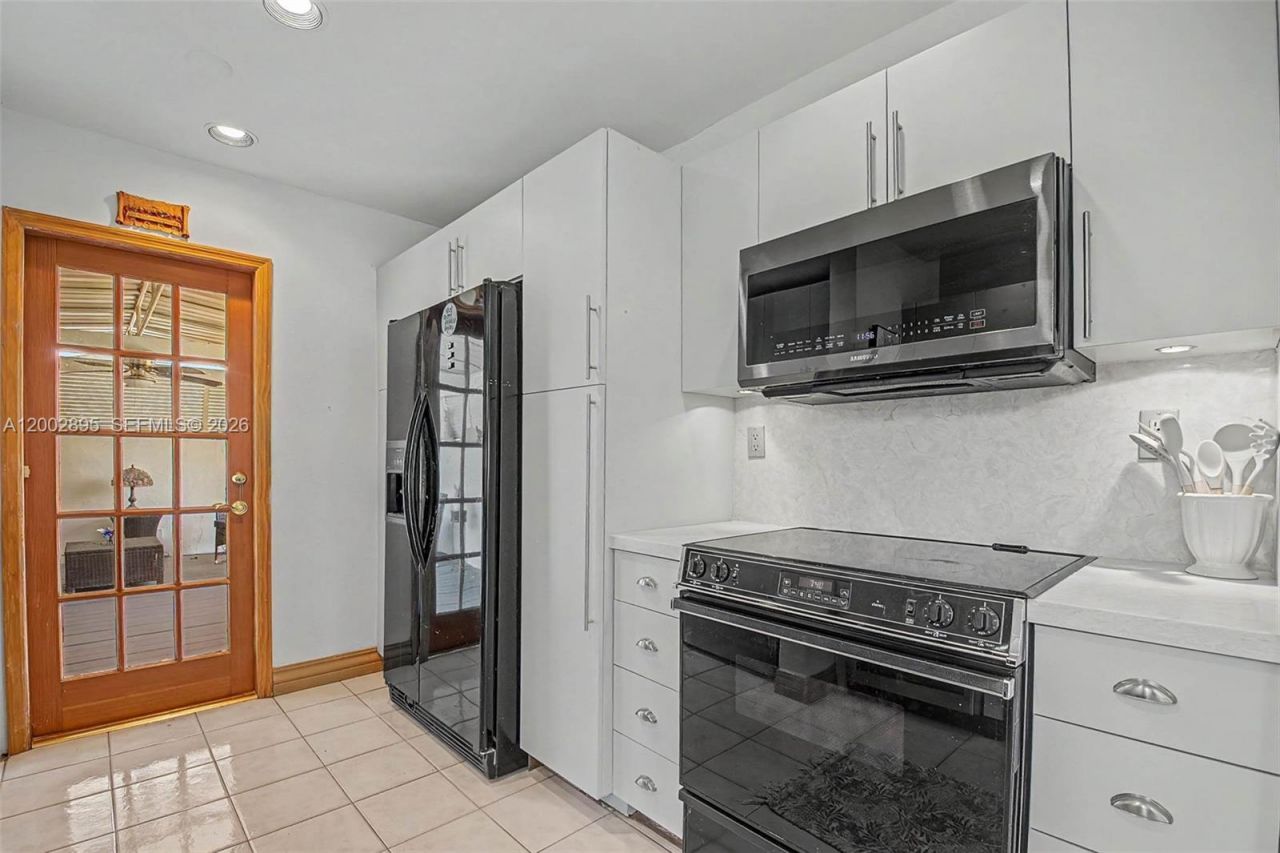 10841 SW 68th Dr , Miami, FL 33173 Photo