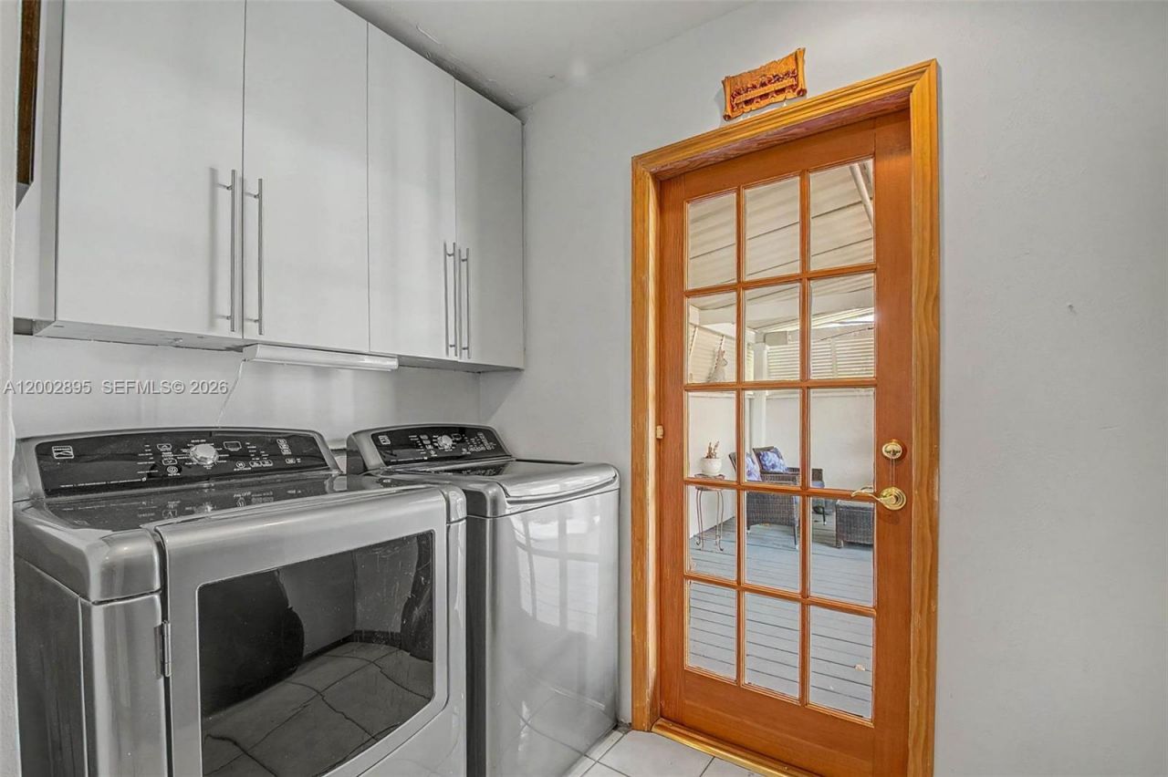 10841 SW 68th Dr , Miami, FL 33173 Photo