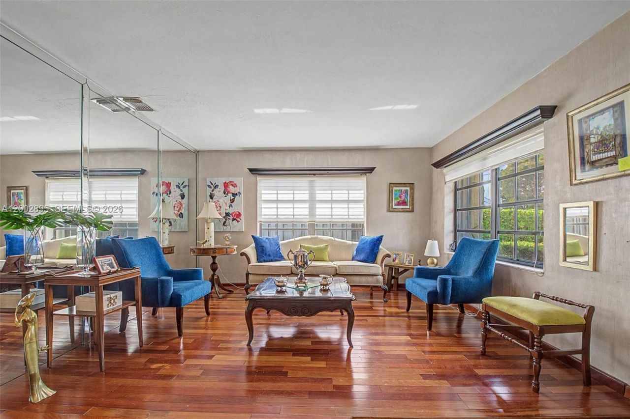 10841 SW 68th Dr , Miami, FL 33173 Photo