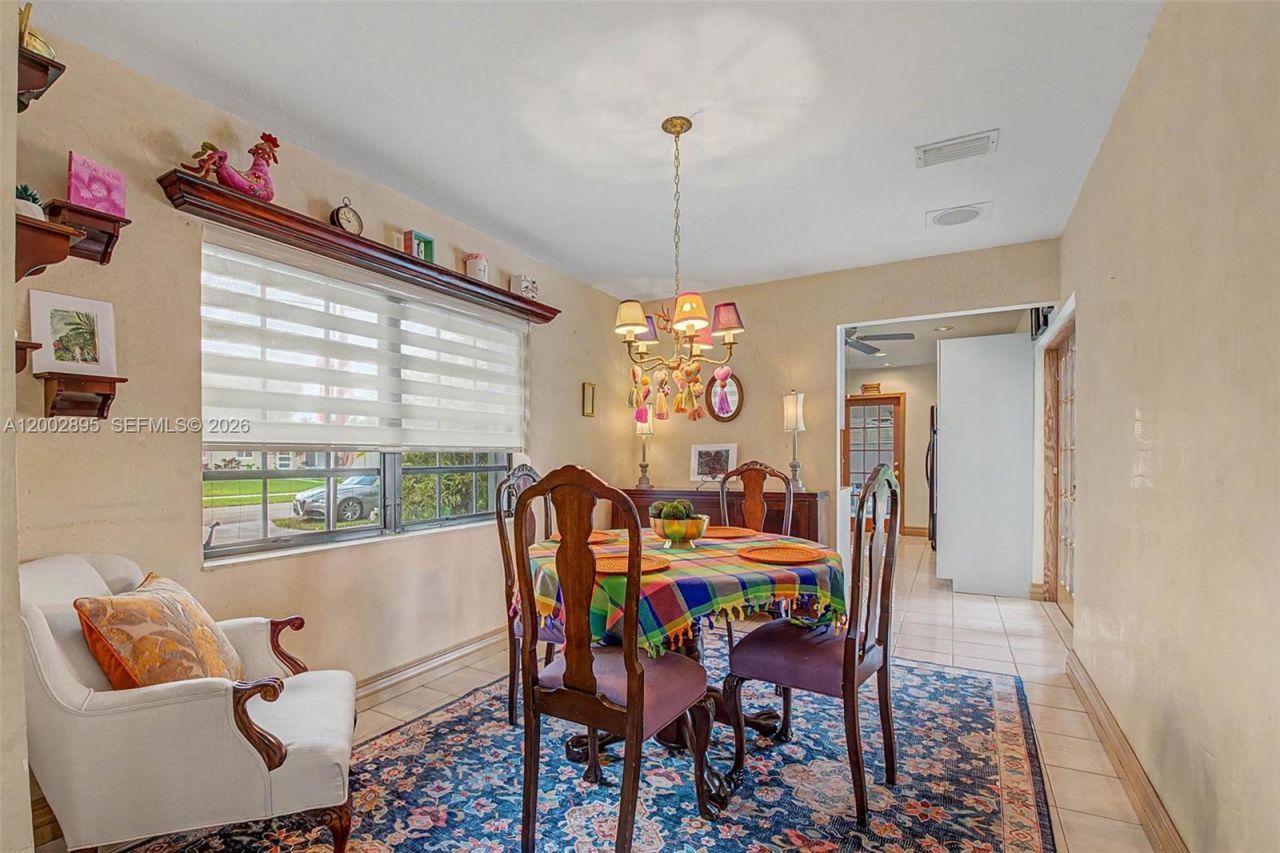 10841 SW 68th Dr , Miami, FL 33173 Photo