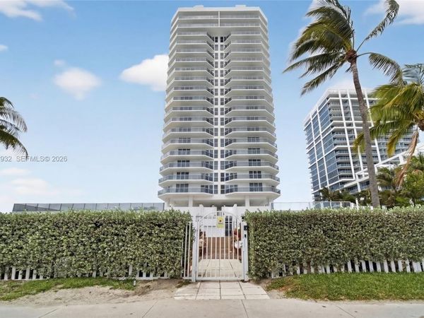 6767 Collins Ave , Unit 1609, Miami Beach, FL 33141