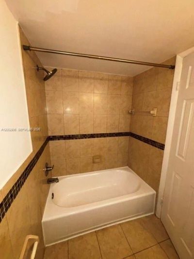 3410 Foxcroft Rd , Unit 208, Miramar, FL 33025 Photo