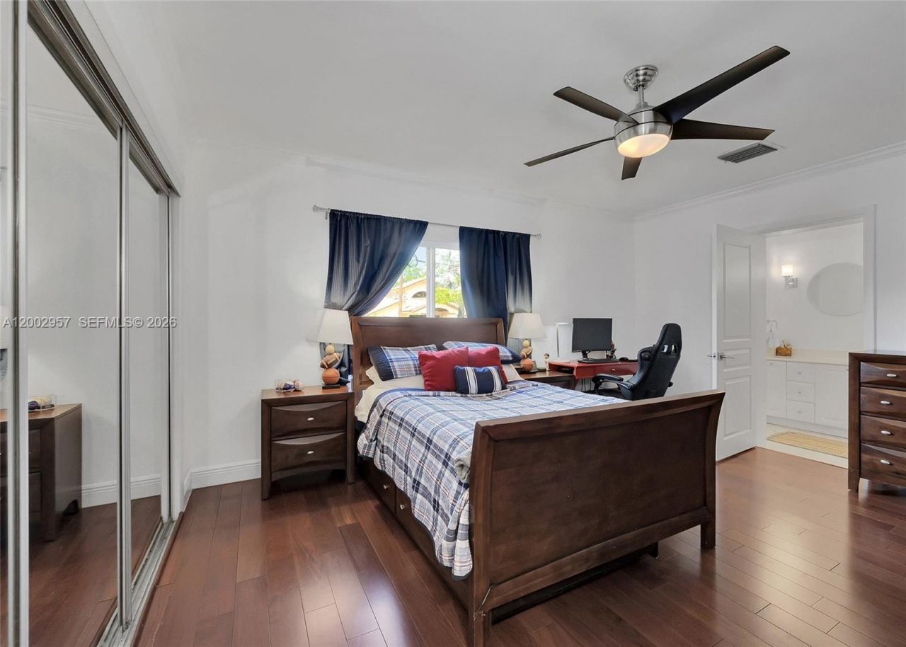 6134 SW 28th St , Miami, FL 33155 Photo