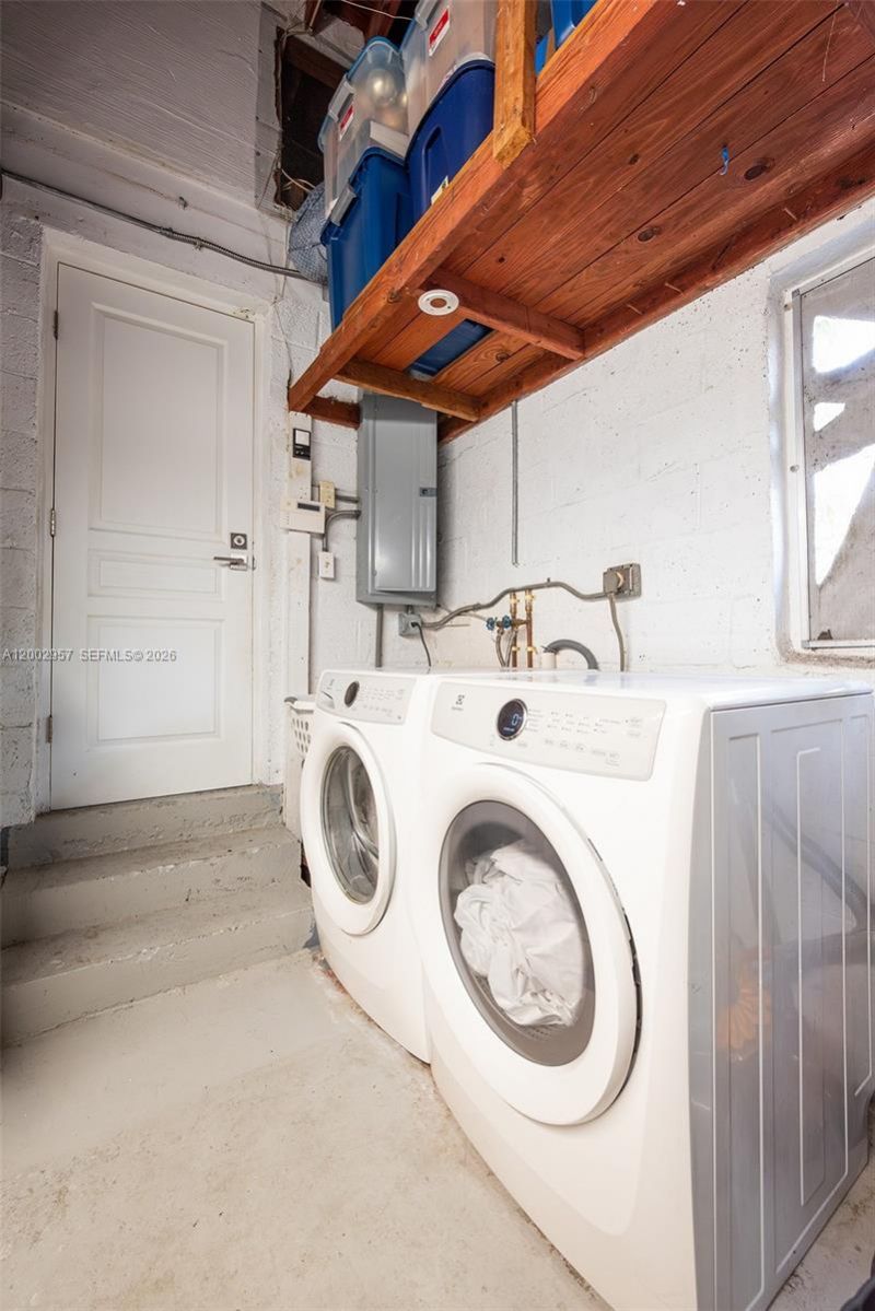 6134 SW 28th St , Miami, FL 33155 Photo