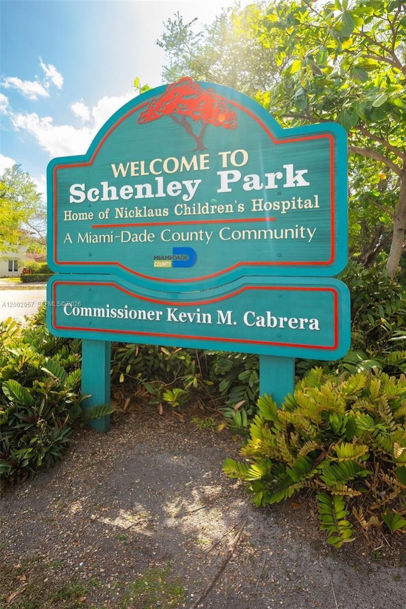 6134 SW 28th St , Miami, FL 33155 Photo