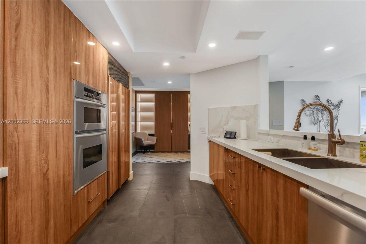 9401 Collins Ave , Unit 1004, Surfside, FL 33154 Photo