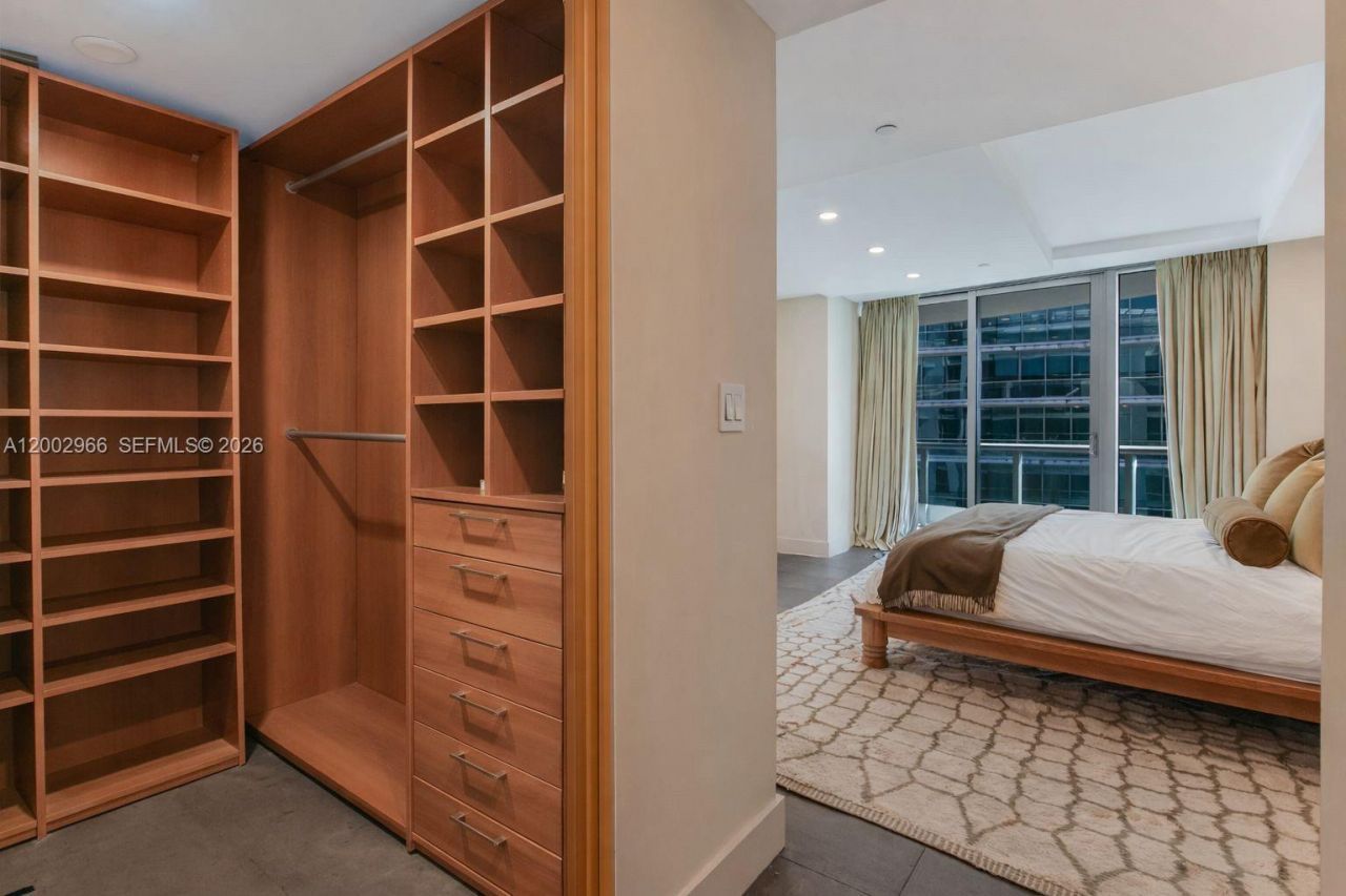 9401 Collins Ave , Unit 1004, Surfside, FL 33154 Photo