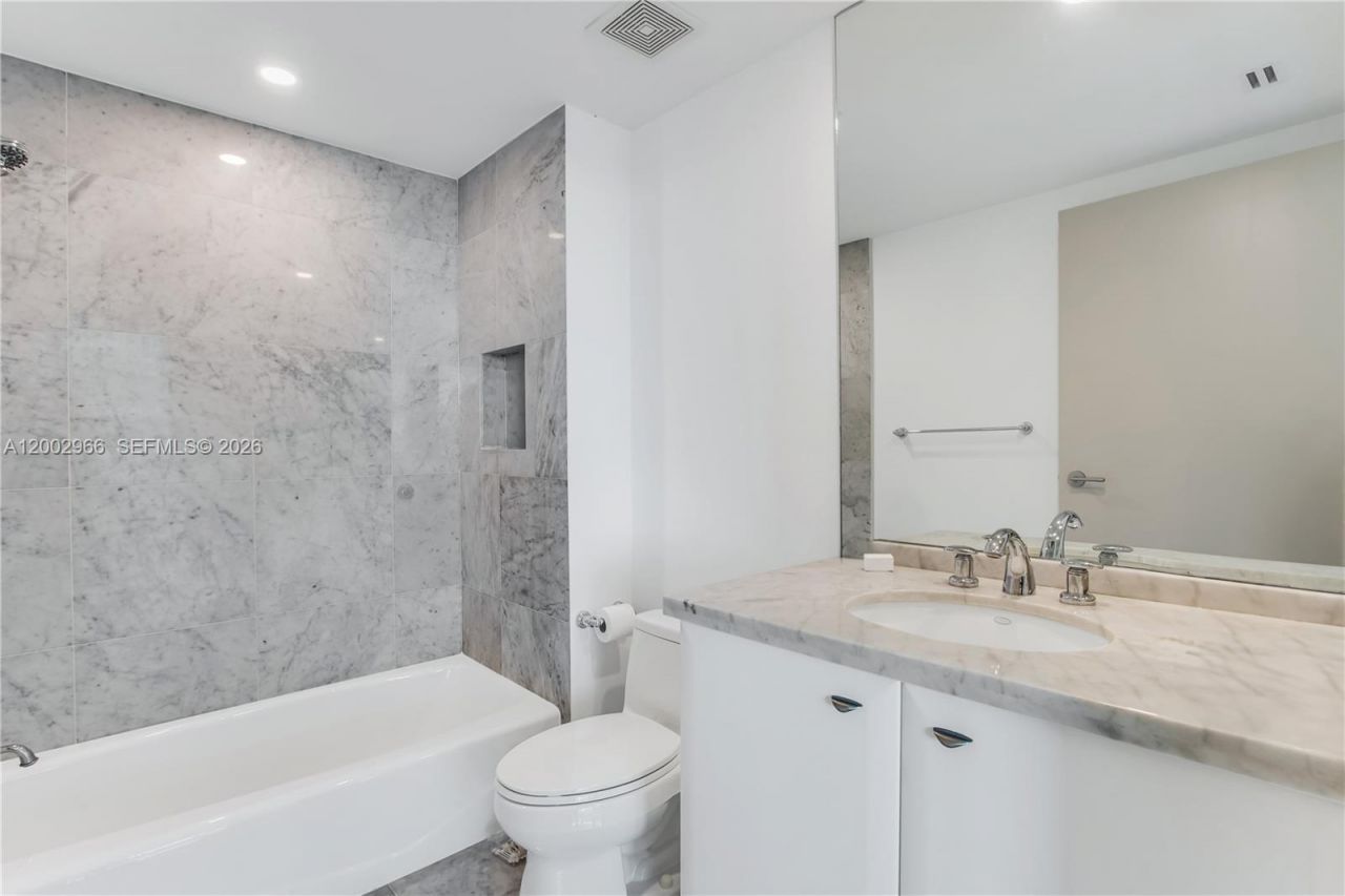 9401 Collins Ave , Unit 1004, Surfside, FL 33154 Photo