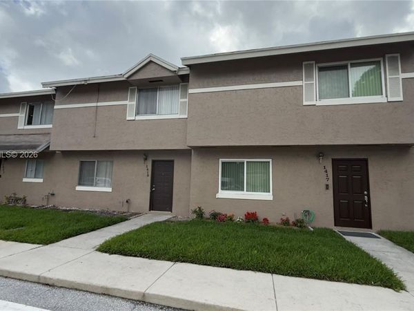 1419 Sussex Dr , North Lauderdale, FL 33068