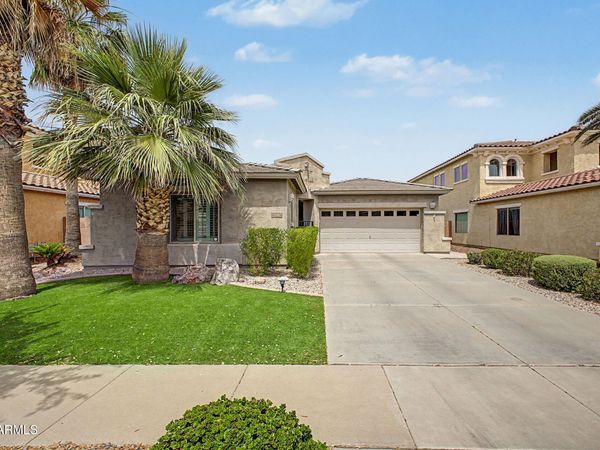 896 E INDIAN WELLS Place, Chandler, AZ 85249