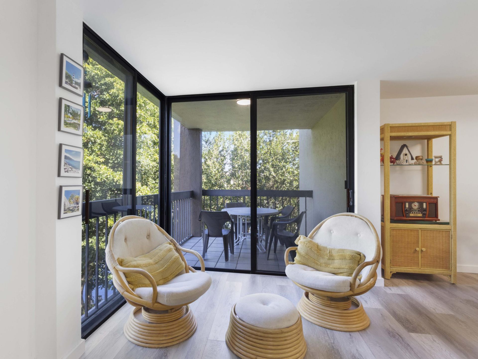 955 Egret Circle, Unit 402, Delray Beach, FL 33444 Photo