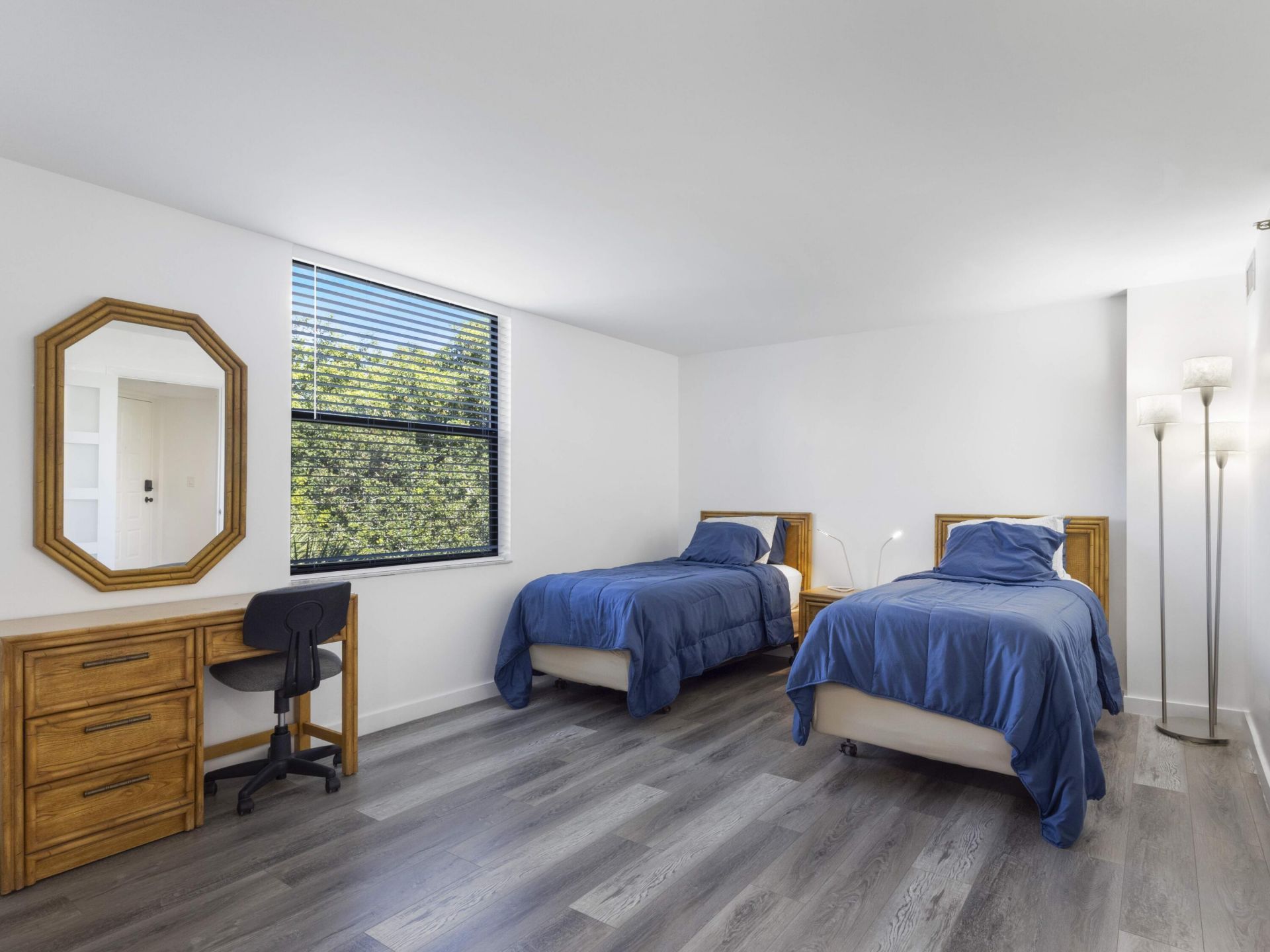 955 Egret Circle, Unit 402, Delray Beach, FL 33444 Photo