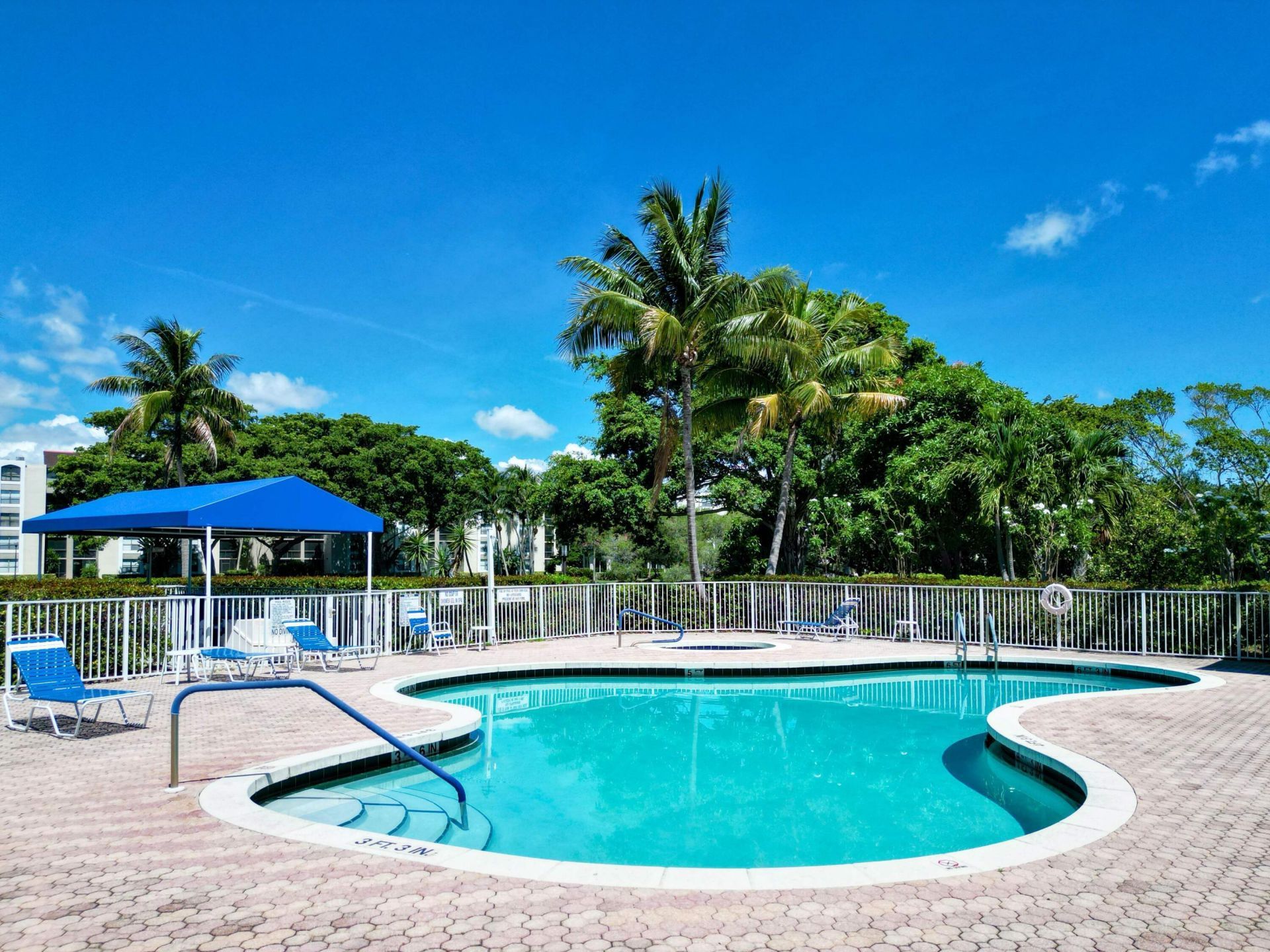 955 Egret Circle, Unit 402, Delray Beach, FL 33444 Photo