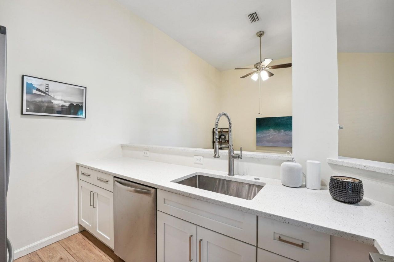 1050 Crystal Way, Unit L, Delray Beach, FL 33444 Photo