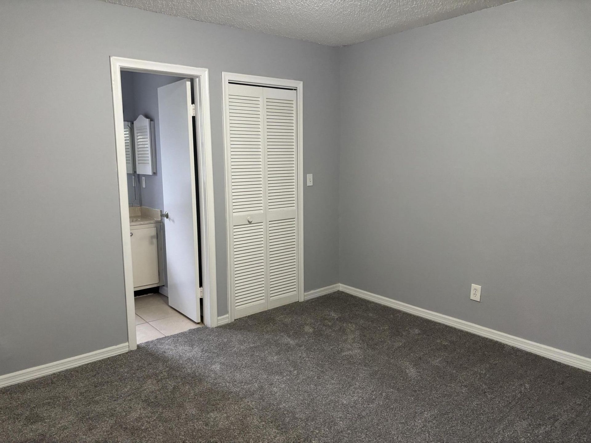 352 Prestwick Circle, Unit 1, Palm Beach Gardens, FL 33418 Photo