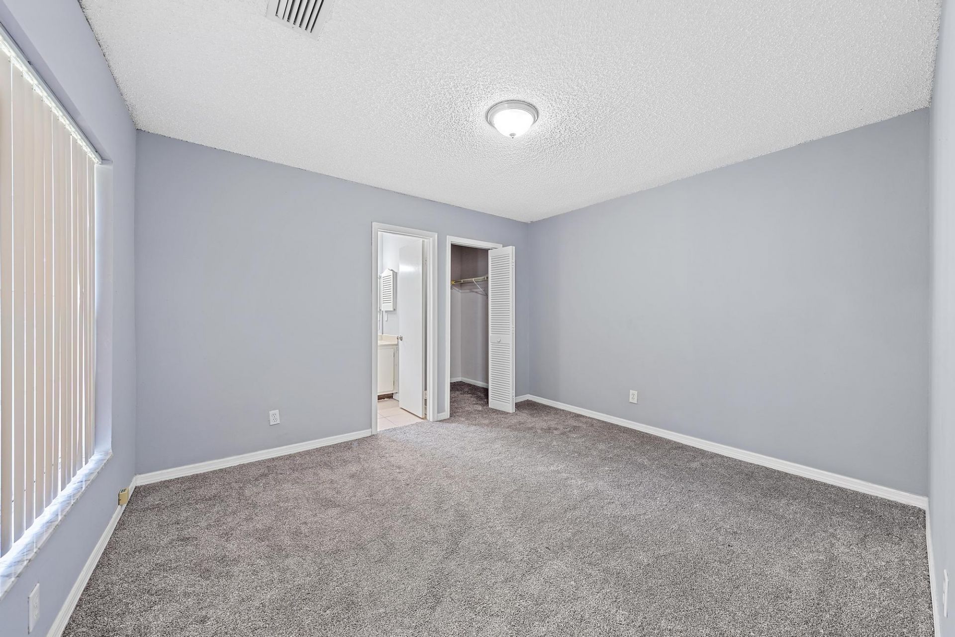 352 Prestwick Circle, Unit 1, Palm Beach Gardens, FL 33418 Photo