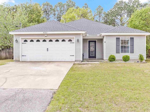 8203 Beleza St, Navarre, FL 32566