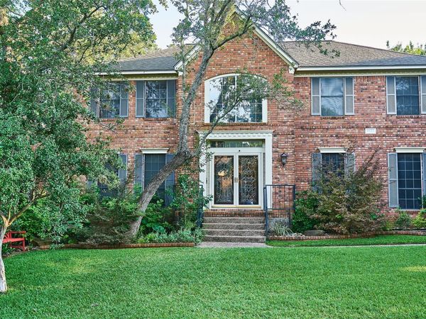 9101 Middlebie DR, Austin, TX 78750