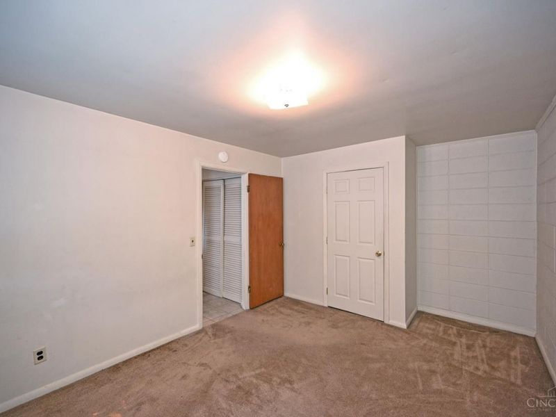 2011 Hudson Avenue, Cincinnati, OH 45212 Photo 18
