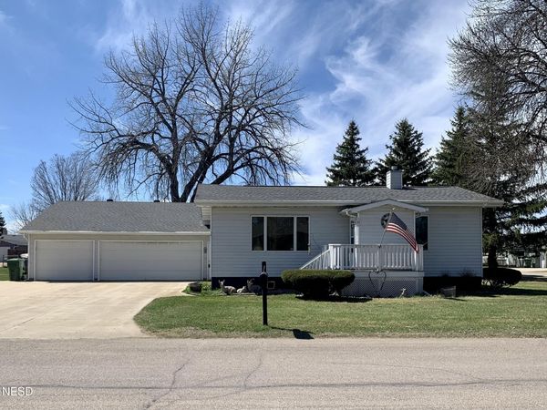 101 13TH STREET SW, Watertown, SD 57201