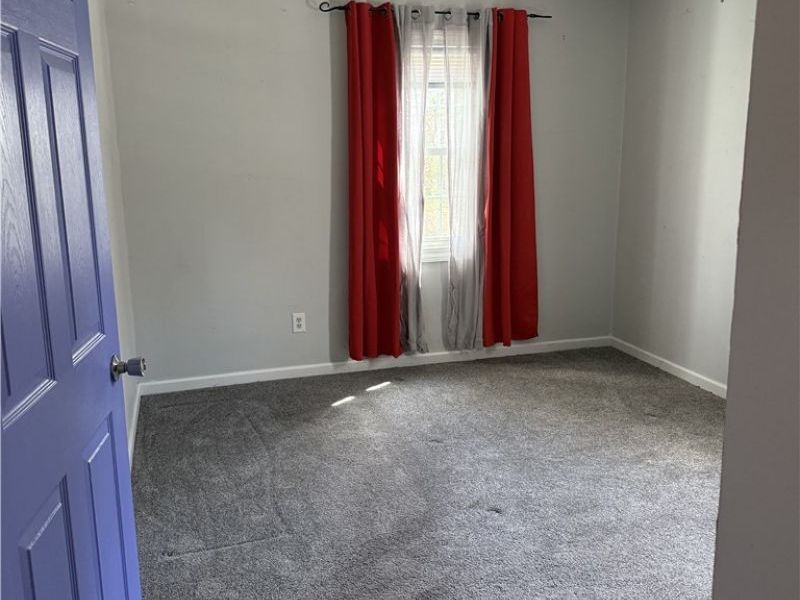 880 E Caston Road , Uniontown, OH 44685 Photo 10