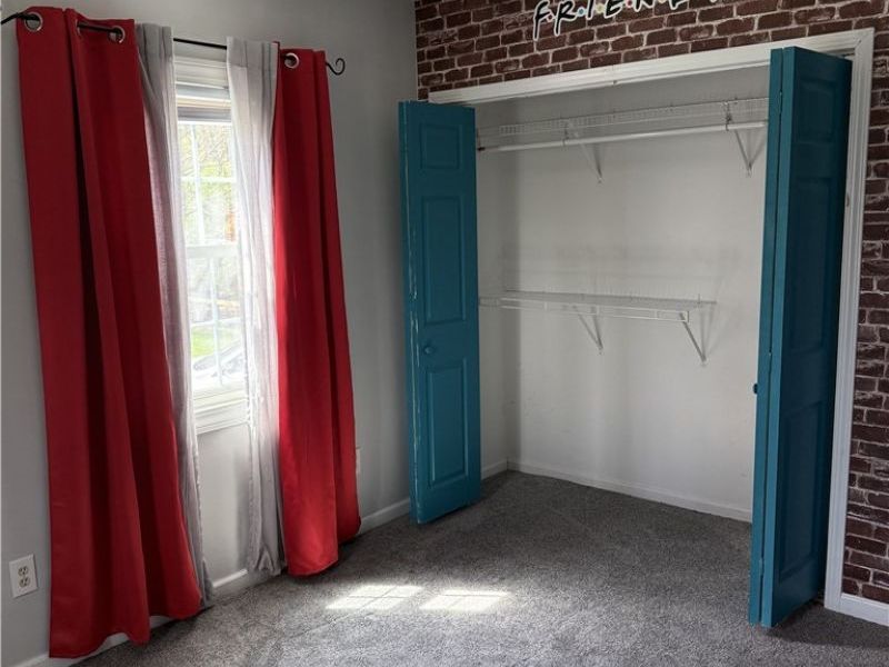 880 E Caston Road , Uniontown, OH 44685 Photo 13