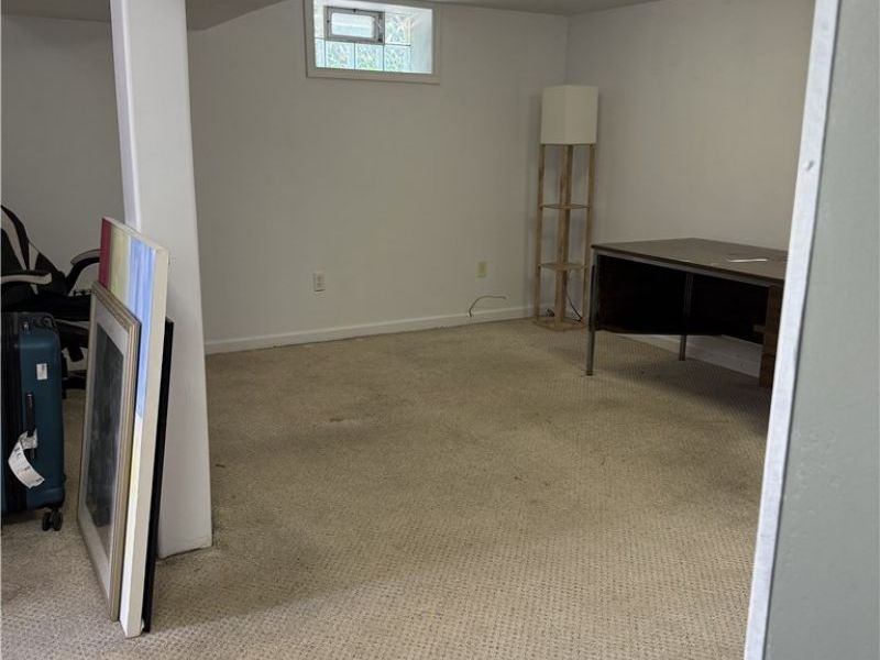 880 E Caston Road , Uniontown, OH 44685 Photo 21