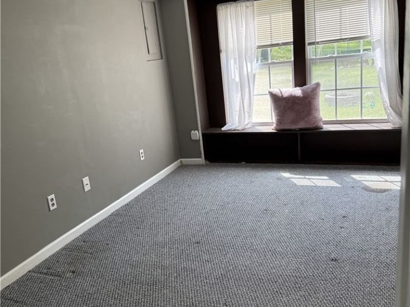 880 E Caston Road , Uniontown, OH 44685 Photo 28