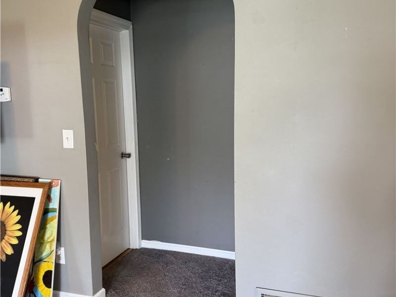 880 E Caston Road , Uniontown, OH 44685 Photo 5