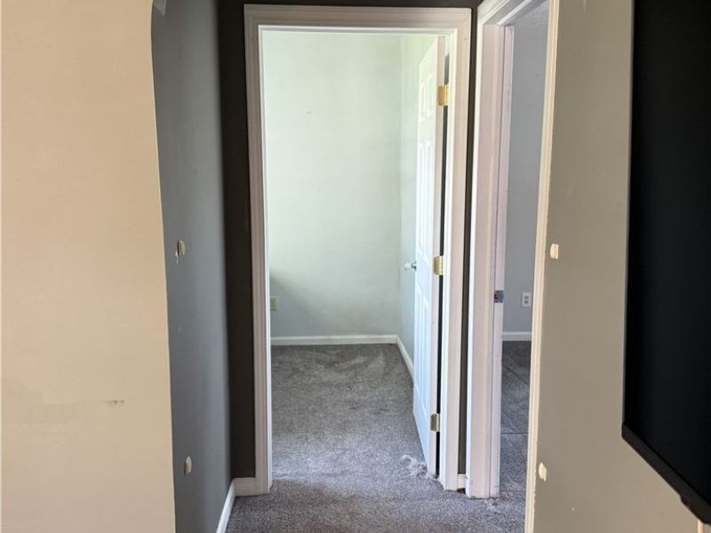 880 E Caston Road , Uniontown, OH 44685 Photo 9