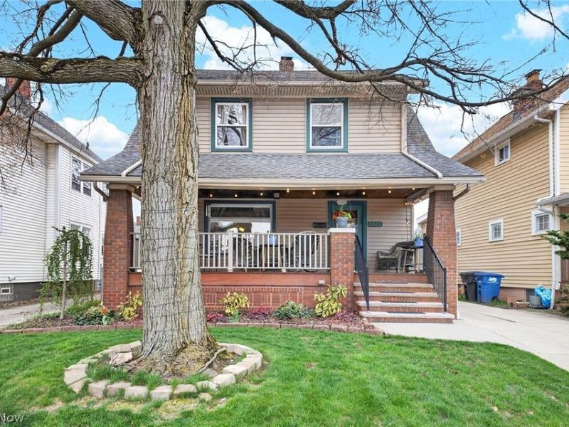 2224 Bunts Road, Lakewood, OH 44107 Photo 2